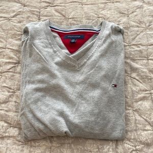 Size large, Tommy Hilfiger sweater